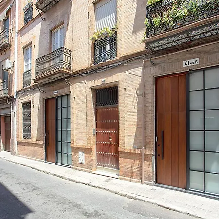 Genteel Home Santas Patronas Seville Exterior photo